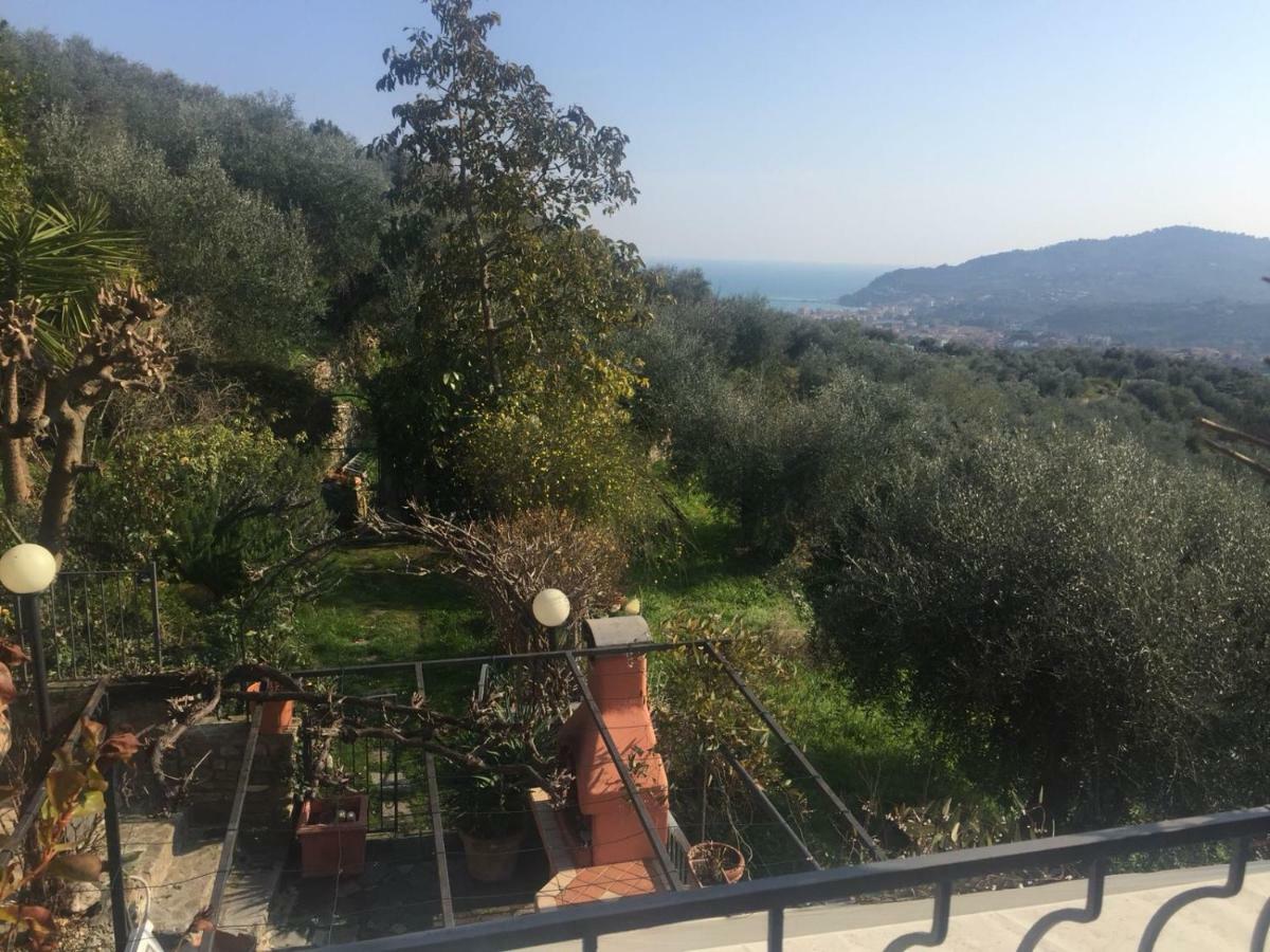 Tavernetta A 10 Minuti Dal Mare Villa Diano San Pietro Exterior photo